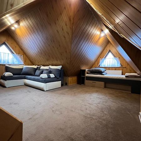 Apartament Busia 코스실리스코 외부 사진